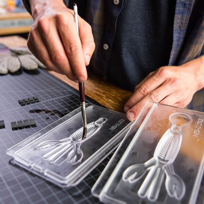 lure making plastic casts for men's fishing gift.